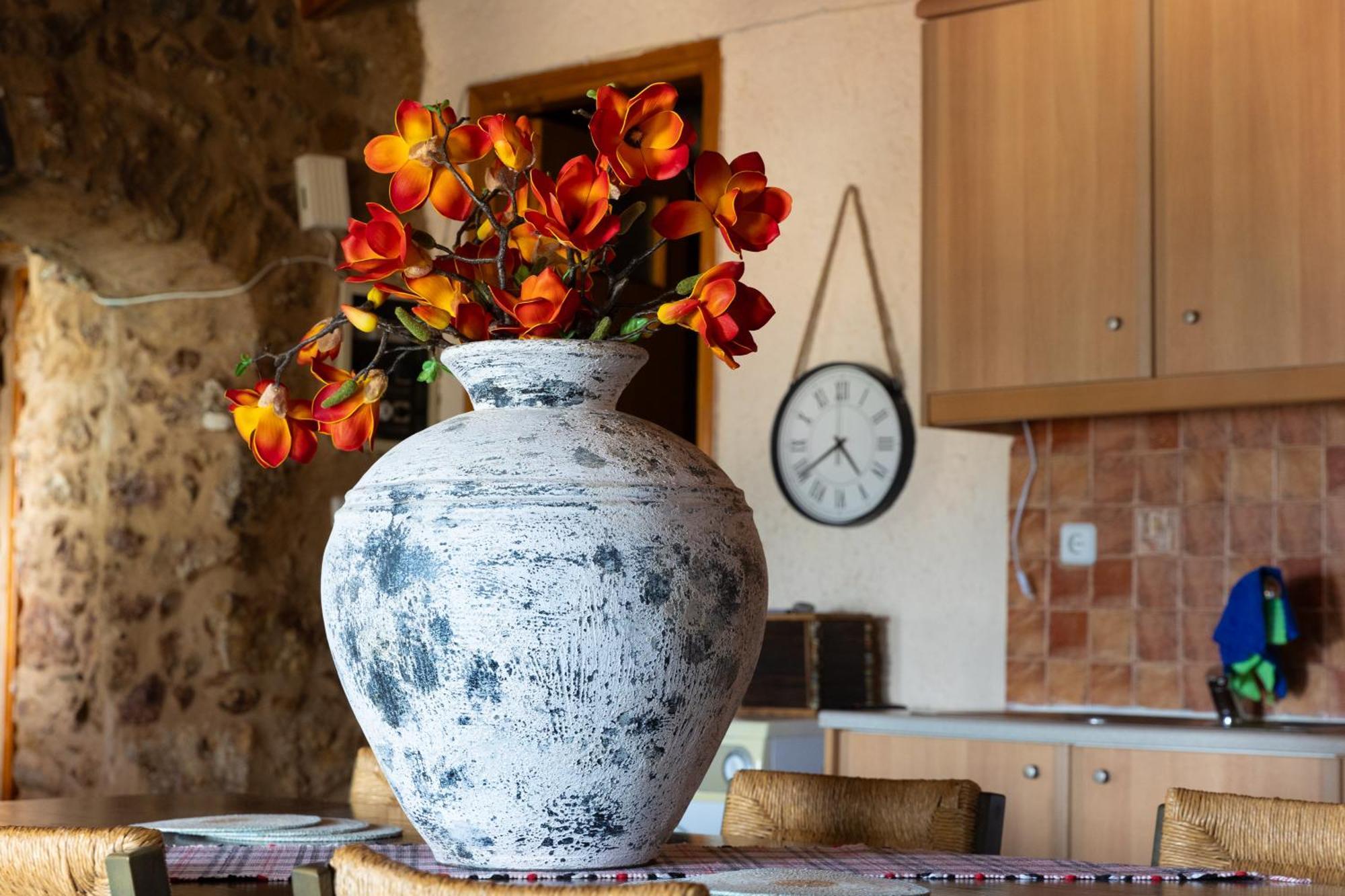 Vasiliki Cozy & Modern House Githio View Villa Bagian luar foto