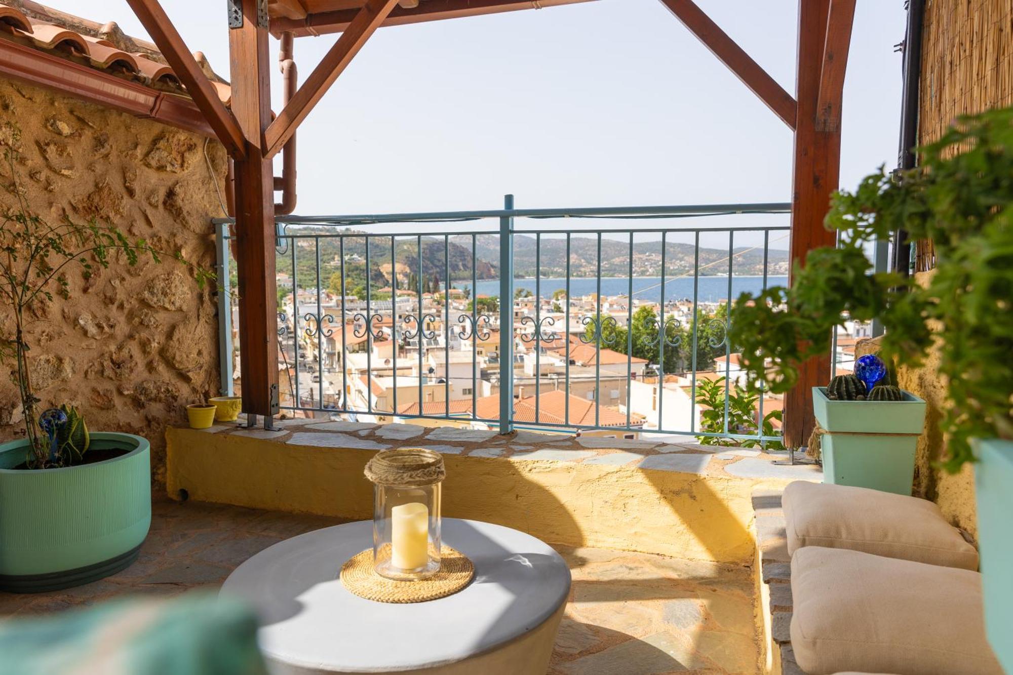 Vasiliki Cozy & Modern House Githio View Villa Bagian luar foto